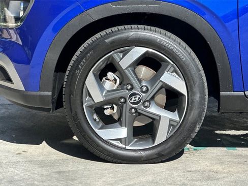 Used 2022 Hyundai Venue SEL image 31