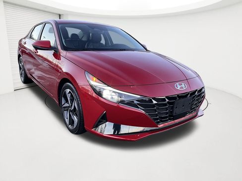 Certified 2023 Hyundai Elantra Limited w/ Cargo Package image 7