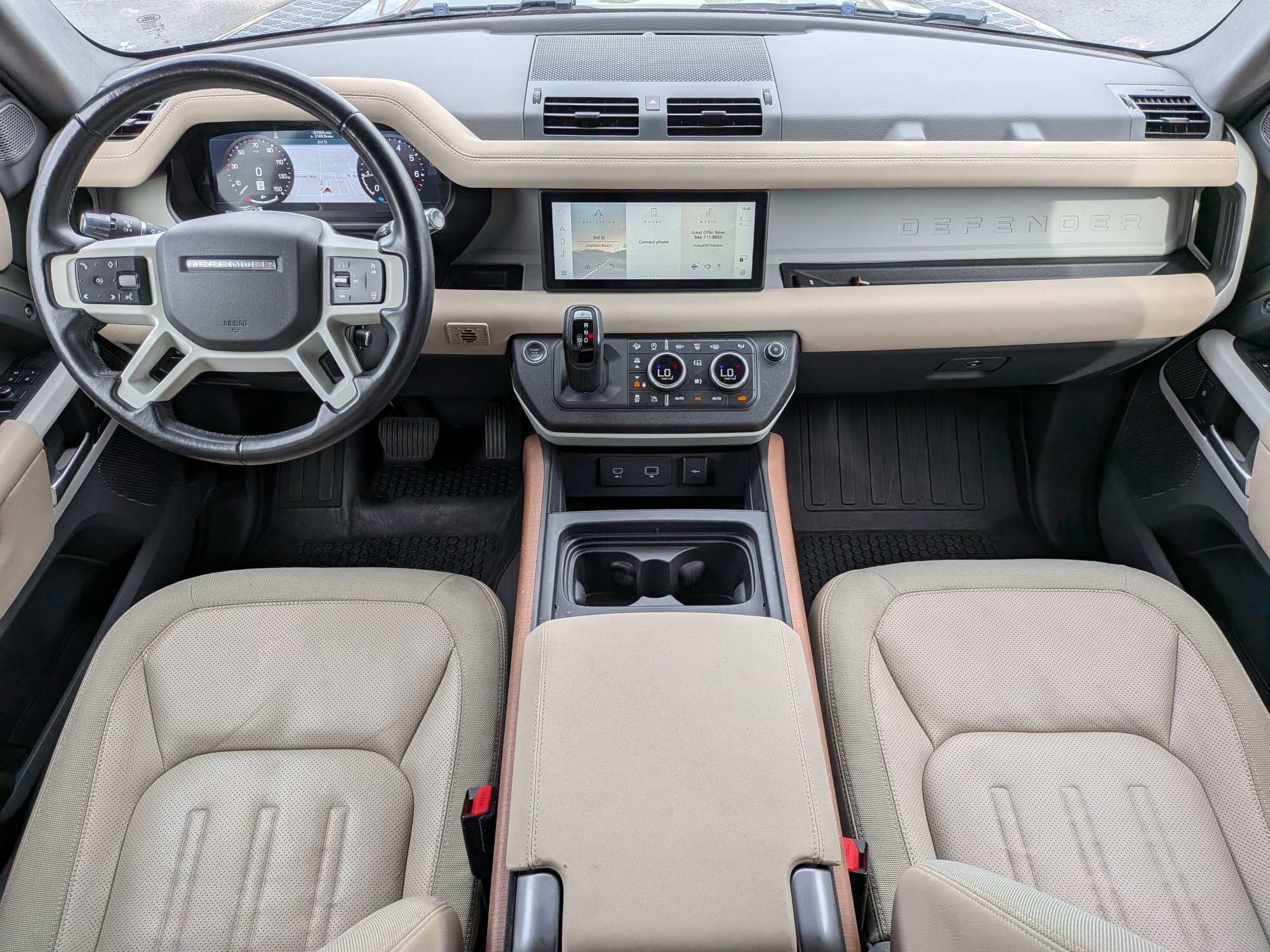 Used 2021 Land Rover Defender 110 SE AWD/4WD image 13