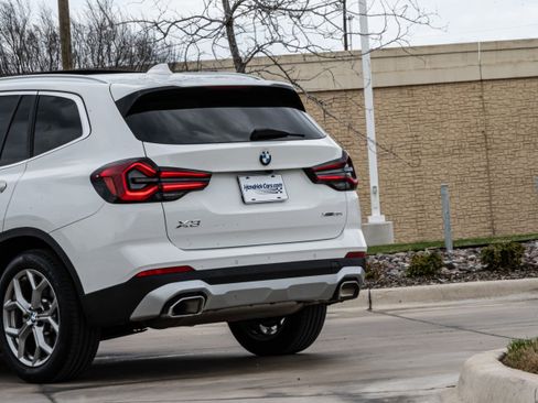 Certified 2023 BMW X3 xDrive30i w/ Convenience Package image 6