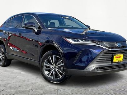 Used 2023 Toyota Venza LE