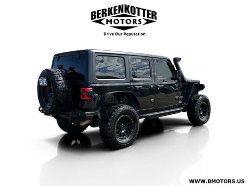 Used 2018 Jeep Wrangler Unlimited Rubicon image 3