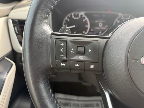 Used 2023 Nissan Rogue SV w/ SV Premium Package FWD image 23