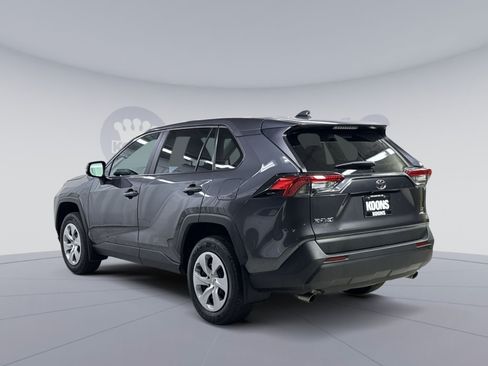 Used 2024 Toyota RAV4 LE AWD/4WD image 18