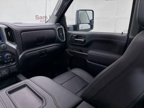 Used 2022 Chevrolet Silverado 2500 LTZ w/ LTZ Plus Package image 27