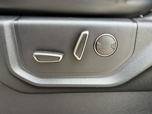 Used 2019 Ford F150 Raptor w/ Equipment Group 801A Mid image 13