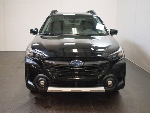 Used 2024 Subaru Outback Limited AWD/4WD image 2