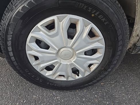 Used 2022 Ford Transit 350 XLT image 39