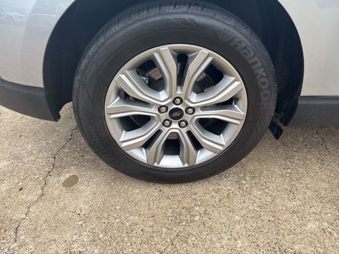 Used 2023 Ford Edge Titanium w/ Equipment Group 301A AWD/4WD image 6