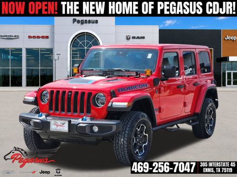 Used 2022 Jeep Wrangler Unlimited Rubicon 4xe w/ Cold Weather Group AWD/4WD image 2