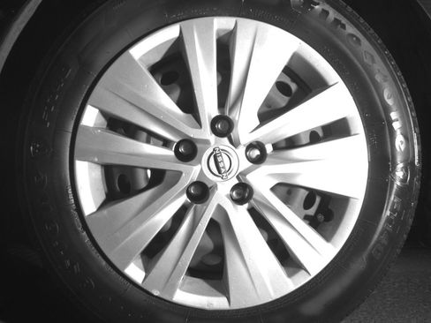 Used 2025 Nissan Sentra S FWD image 12