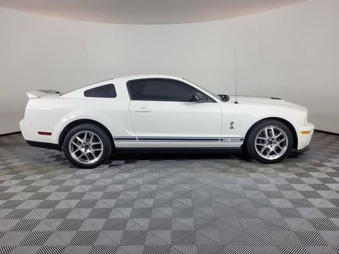 Used 2007 Ford Mustang Shelby GT500 RWD image 2