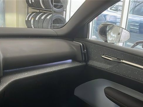 Certified 2025 Volvo EX30 Ultra image 21