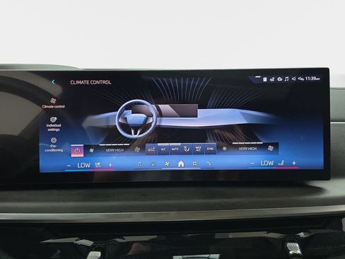 Used 2026 BMW X7 xDrive40i AWD/4WD image 25