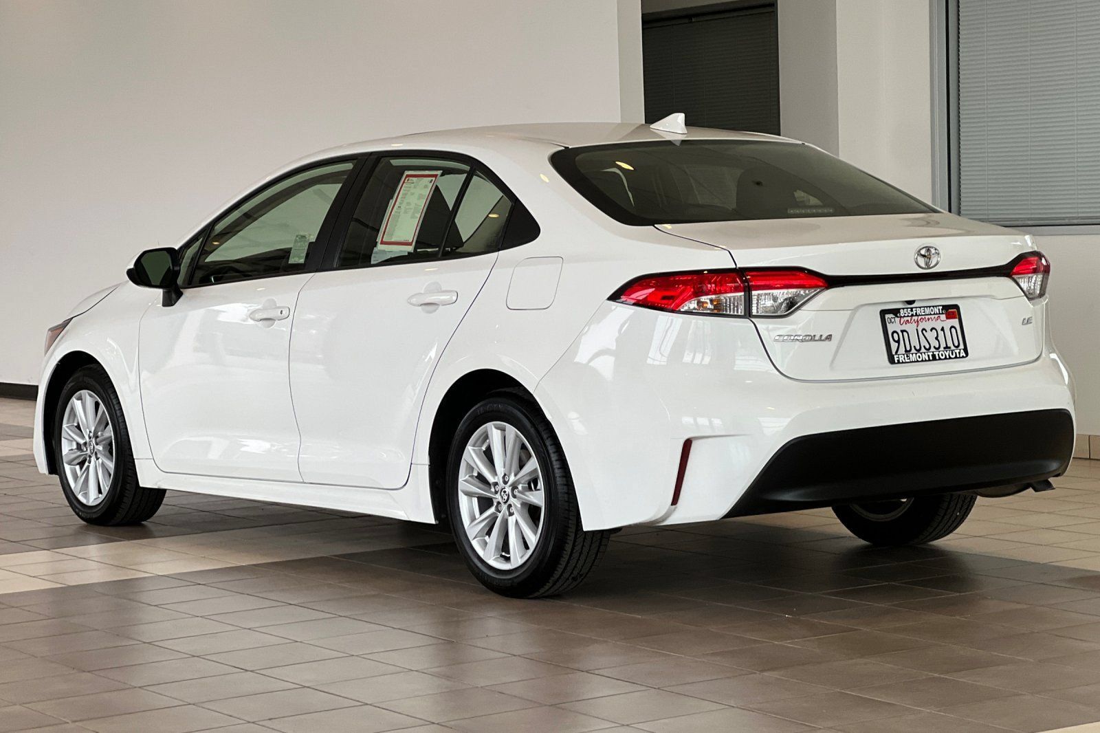 Certified 2023 Toyota Corolla LE w/ LE Premium Package FWD image 6