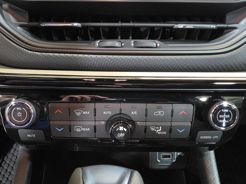 New 2026 Jeep Compass Trailhawk AWD/4WD image 22