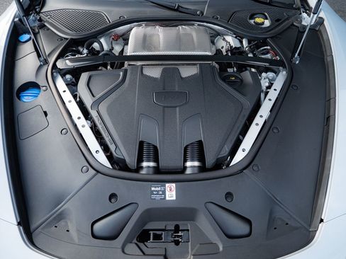 Certified 2025 Porsche Panamera Turbo image 36