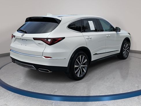 Certified 2026 Acura MDX FWD w/ Technology Package image 5