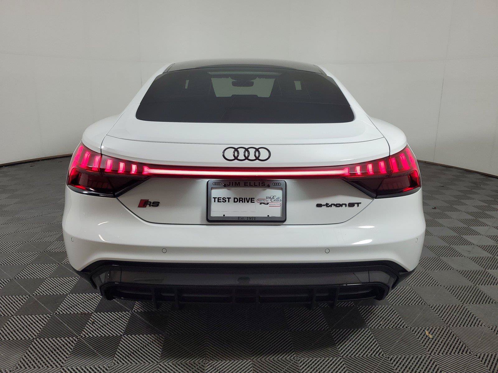 Used 2023 Audi RS e-tron GT AWD/4WD image 5