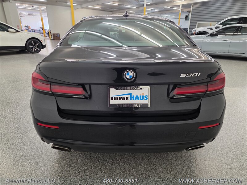 Used 2023 BMW 530i w/ Convenience Package RWD image 7