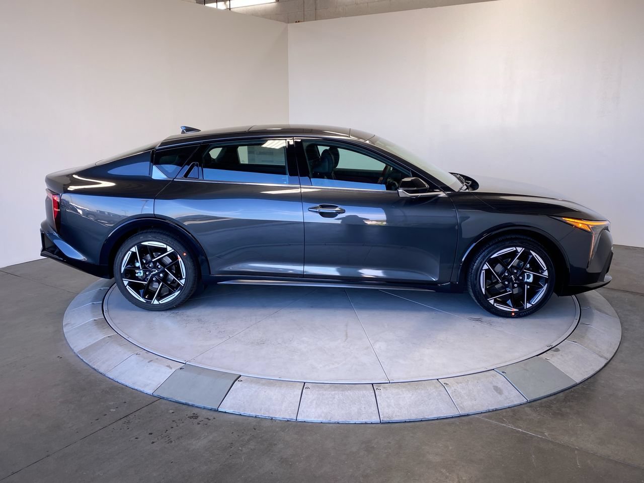 New 2026 Kia K4 GT-Line FWD image 6
