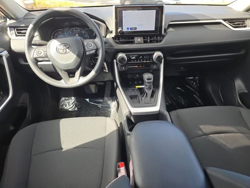 Used 2024 Toyota RAV4 LE image 15
