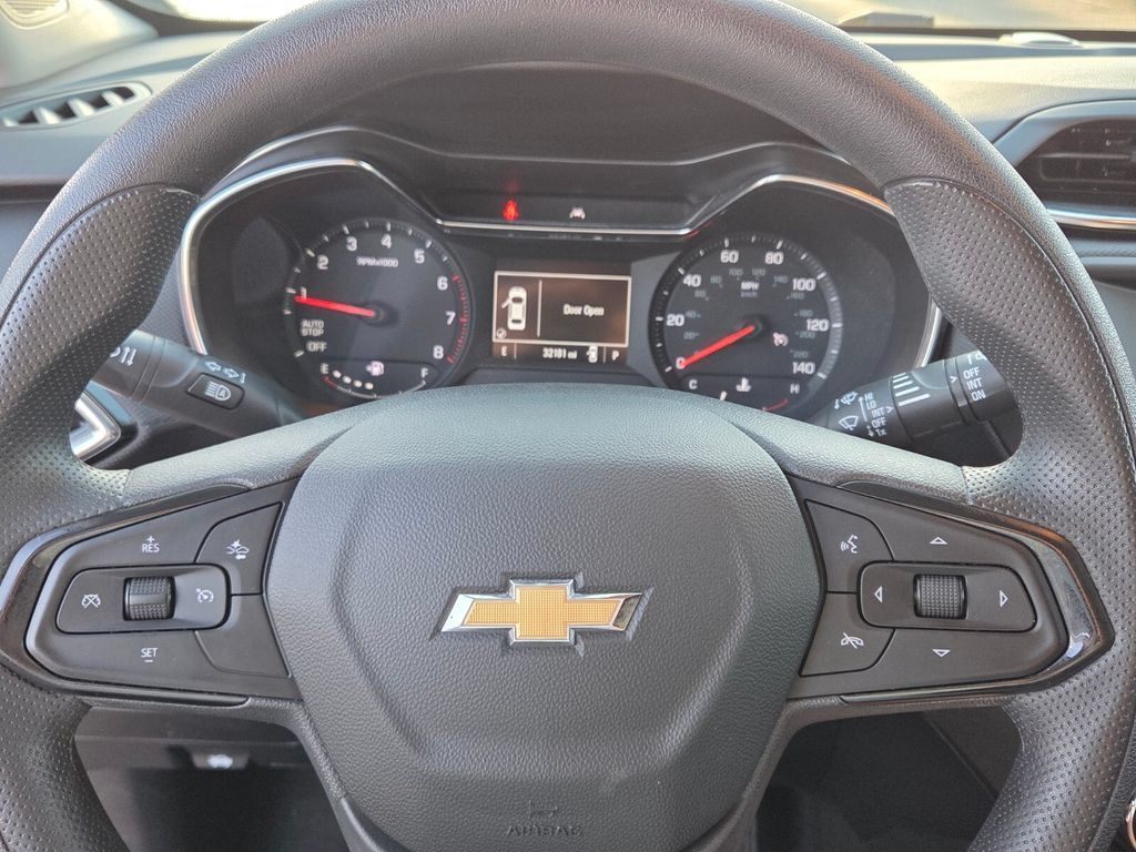 Certified 2023 Chevrolet TrailBlazer LT FWD image 25