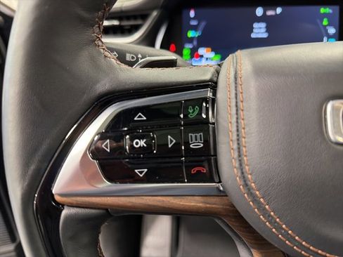 Used 2022 Jeep Grand Cherokee Summit w/ Luxury Tech Group V image 18