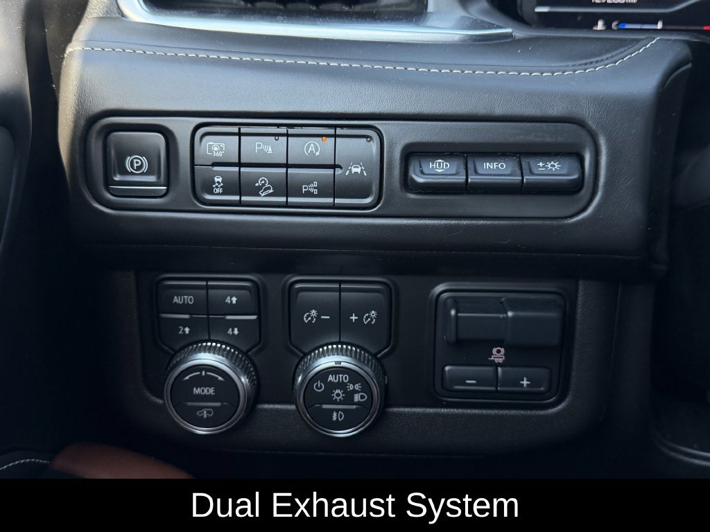 Used 2023 GMC Yukon XL Denali Ultimate AWD/4WD image 25
