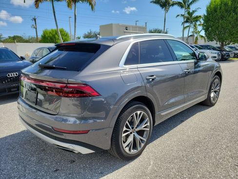 Used 2024 Audi Q8 Premium Plus AWD/4WD image 6