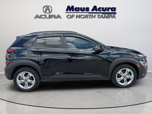 Used 2023 Hyundai Kona SEL FWD image 3