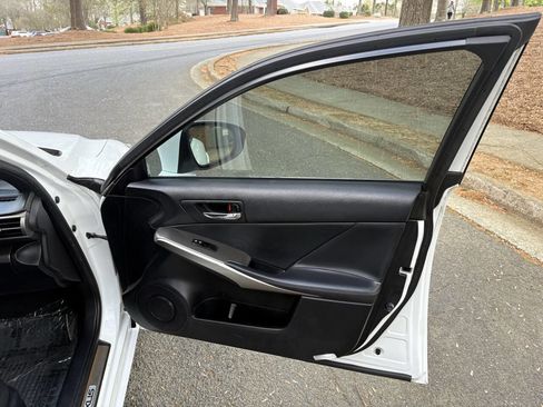 Used 2016 Lexus IS 300 AWD w/ F Sport Package image 44