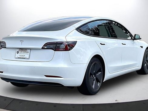Used 2021 Tesla Model 3 Standard Range Plus RWD image 8
