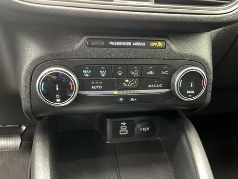 Certified 2025 Ford Escape Active image 19