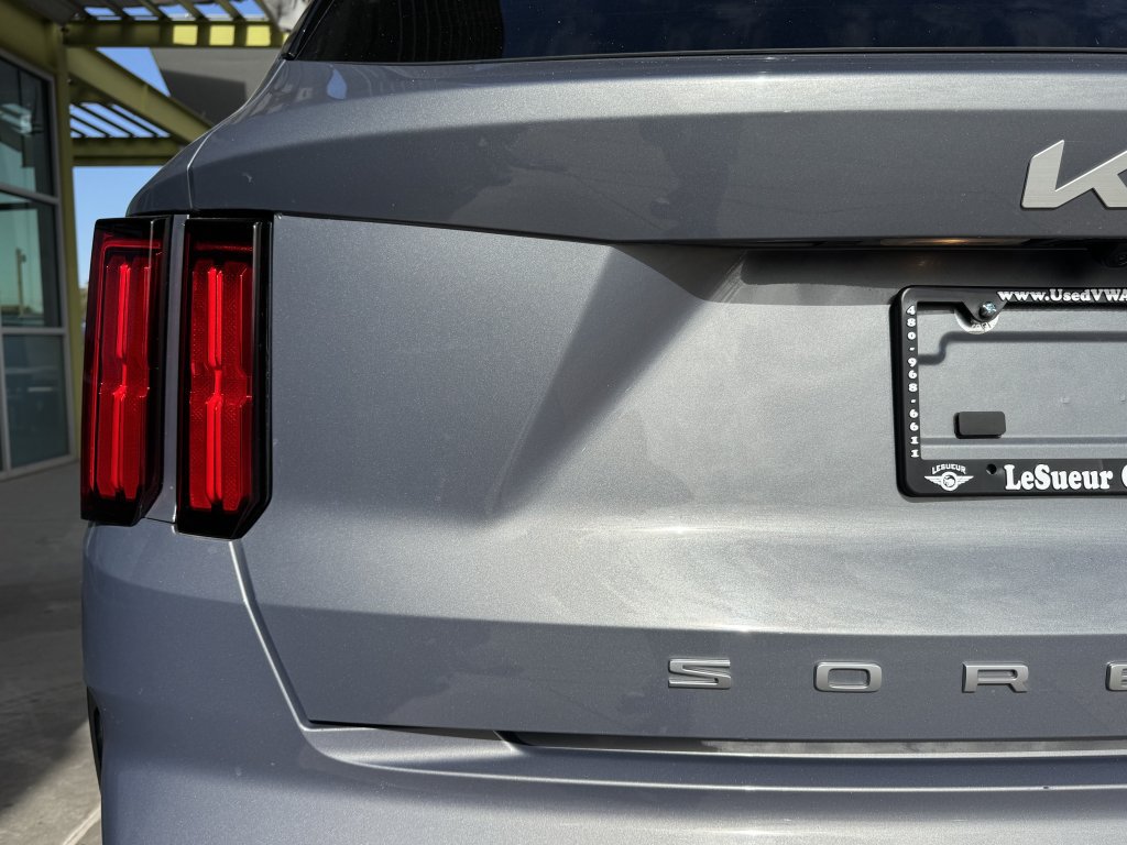 Used 2022 Kia Sorento SX FWD image 14