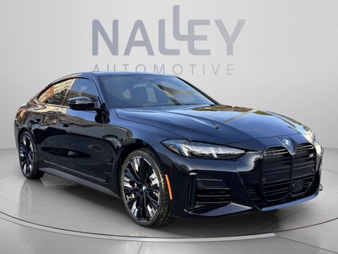 Used 2026 BMW M440i w/ Premium Package RWD image 5