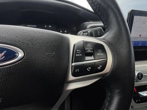 Used 2023 Ford Explorer XLT w/ Equipment Group 202A image 47