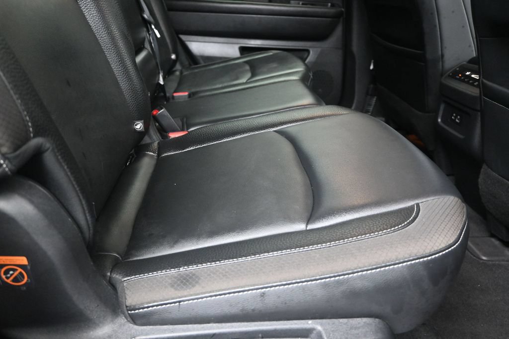 Used 2022 Nissan Pathfinder SL FWD image 23