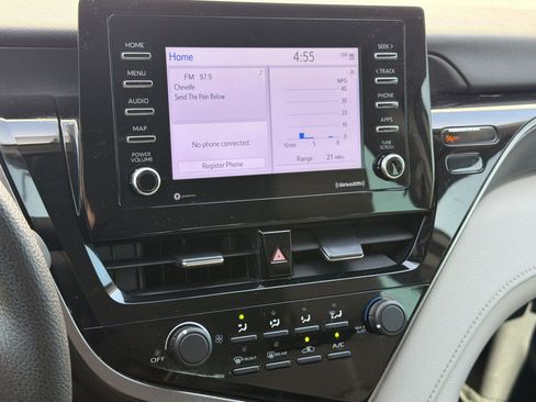 Certified 2021 Toyota Camry LE FWD image 20