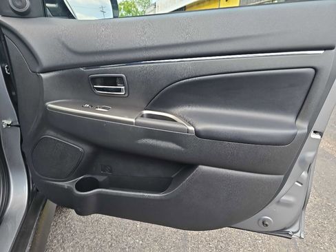 Used 2023 Mitsubishi Outlander Sport SE image 52