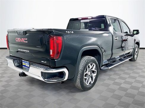Used 2022 GMC Sierra 1500 SLT w/ SLT Convenience Package image 7