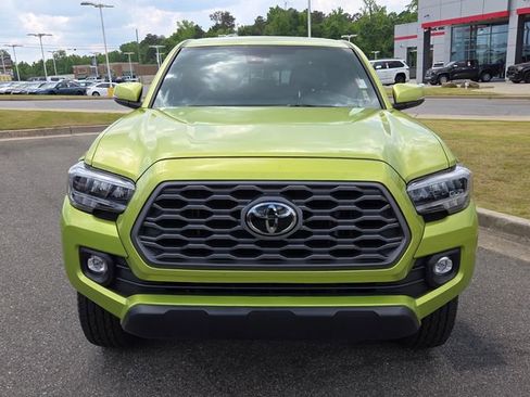 Used 2023 Toyota Tacoma TRD Off-Road w/ TRD Premium Off Road Package RWD image 2