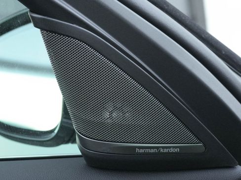 Certified 2023 BMW 540i xDrive w/ Executive Package image 15