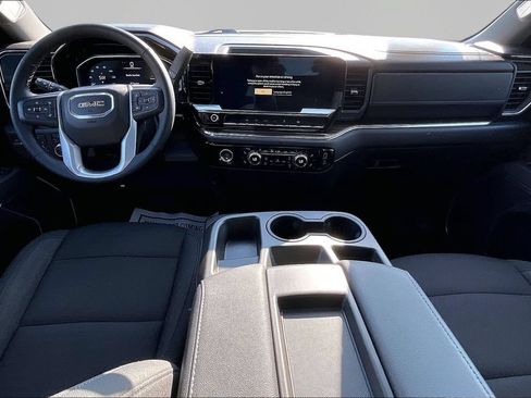 Used 2023 GMC Sierra 1500 Elevation AWD/4WD image 9