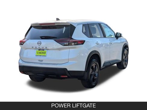 New 2026 Nissan Rogue SV FWD image 8