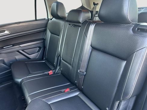 Used 2019 Volkswagen Atlas SE w/ Towing Package AWD/4WD image 9