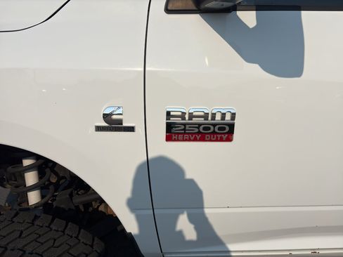 Used 2012 RAM 2500 SLT AWD/4WD image 9