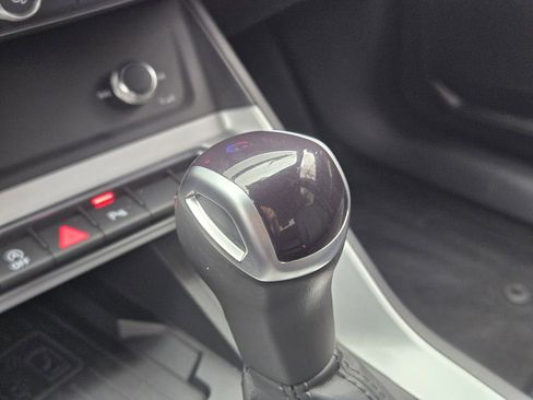 Certified 2023 Audi Q3 2.0T Premium Plus w/ Premium Plus Package image 24