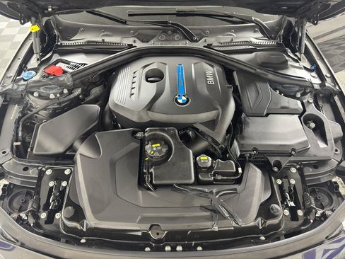 Used 2017 BMW 330e image 11