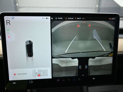 Used 2022 Tesla Model Y Performance AWD/4WD image 9